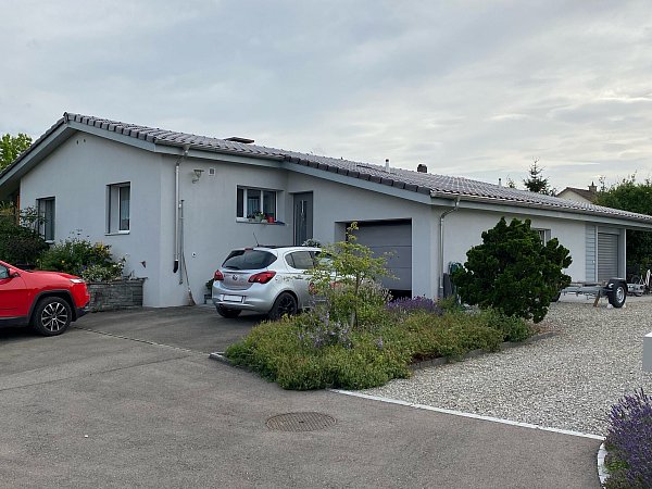 Haus-vor-Aufstockung